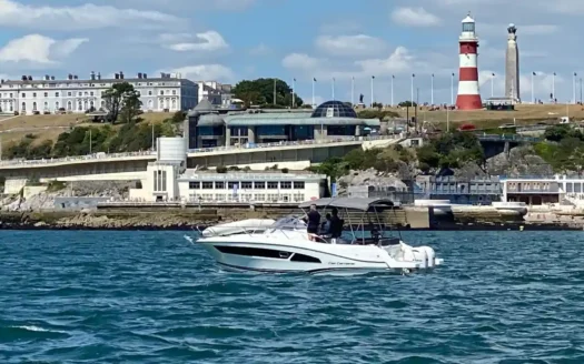 2022 Jeanneau Cap Camarat 9.0 WA